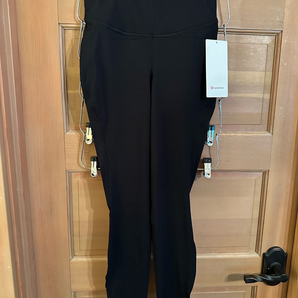 Lululemon Base Pace HR Tight 28”
